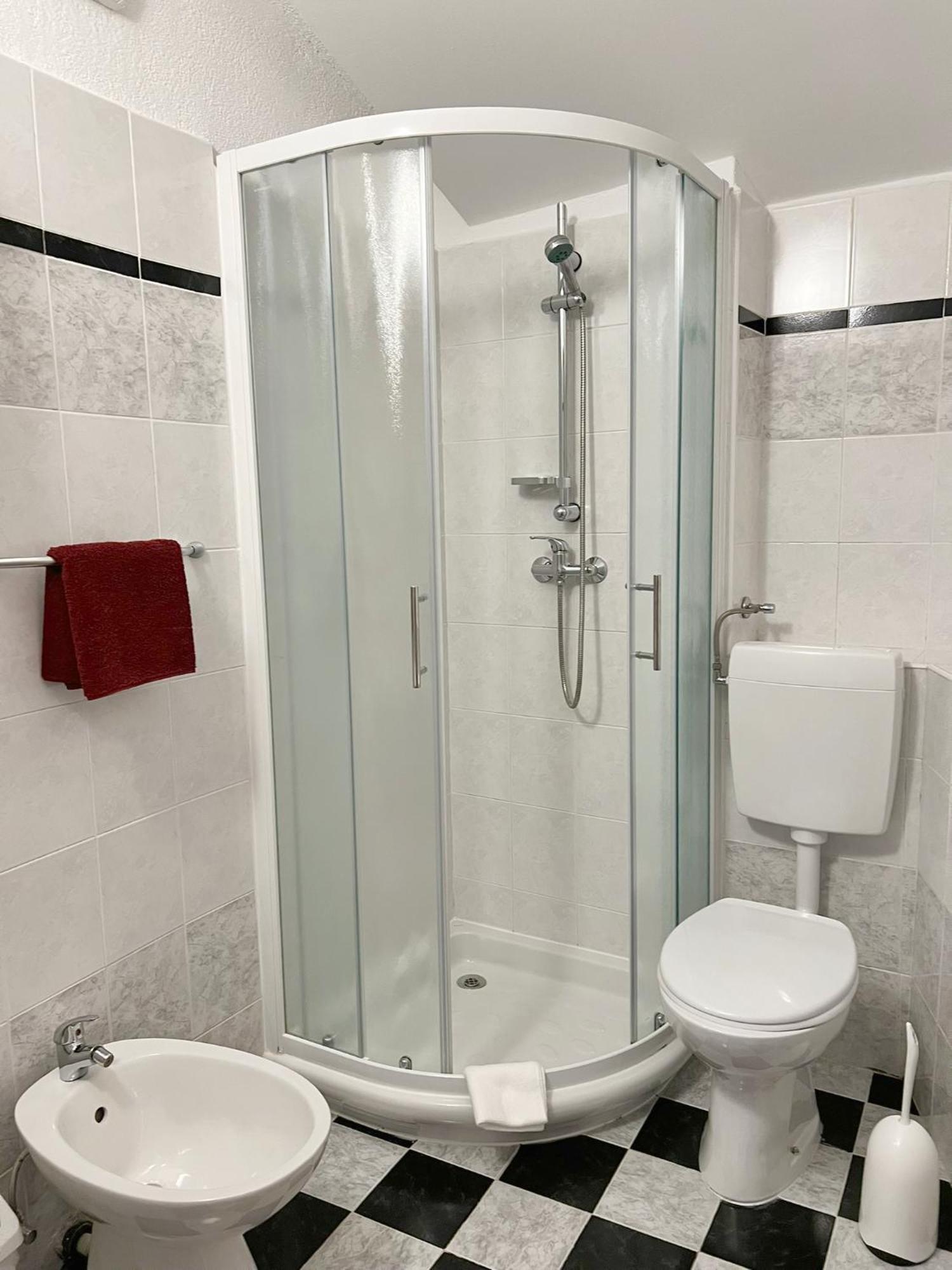 Apartments Ares Rovinj Luaran gambar